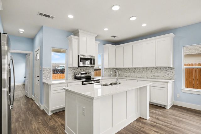 1317 E Tucker Street, Fort Worth, TX 76104