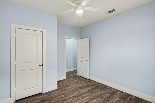 1317 E Tucker Street, Fort Worth, TX 76104