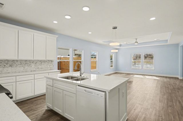 1317 E Tucker Street, Fort Worth, TX 76104