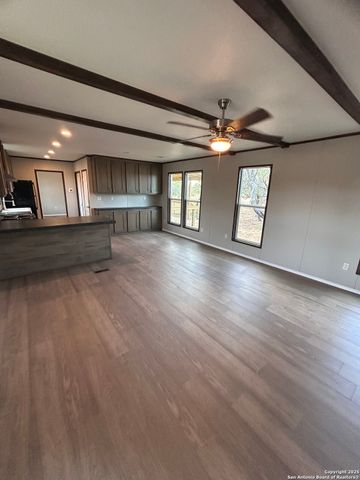 268 County Road 4637, Hondo, TX 78861