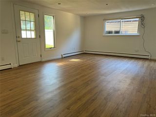 46 W Lane Drive, Plainview, NY 11803