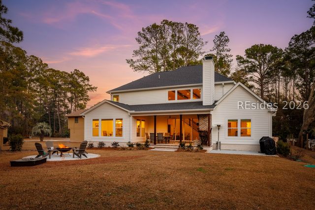 1 Pine Island Rd, Bluffton, SC 29910