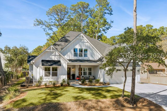 1 Pine Island Rd, Bluffton, SC 29910