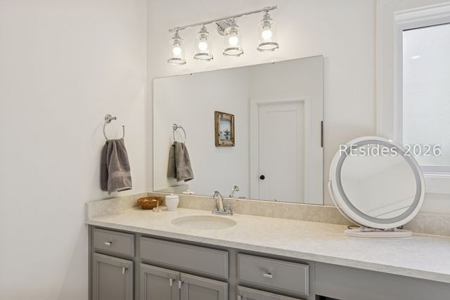 1 Pine Island Rd, Bluffton, SC 29910