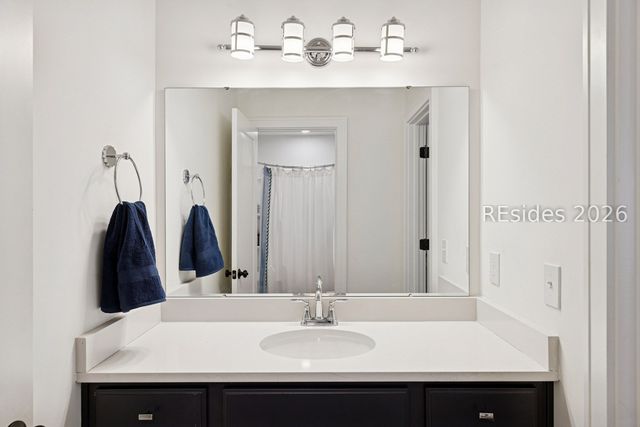 1 Pine Island Rd, Bluffton, SC 29910