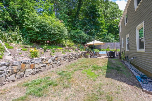 163 Reservoir Rd, Quincy, MA 02170