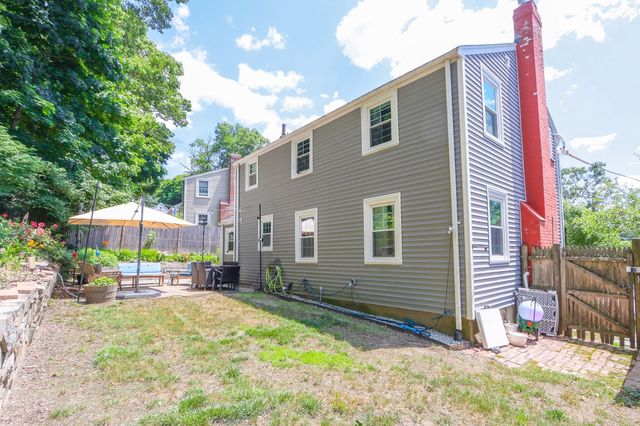 163 Reservoir Rd, Quincy, MA 02170