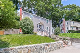 163 Reservoir Rd, Quincy, MA 02170
