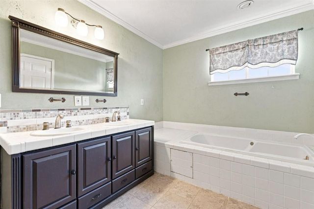 5700 Adair Dr Drive, Lake Charles, LA 70605