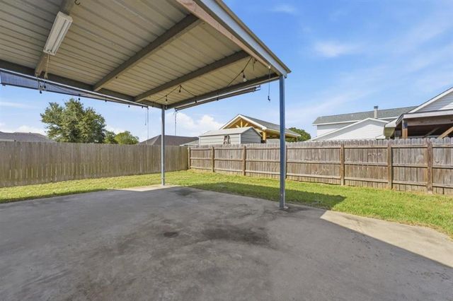 5700 Adair Dr Drive, Lake Charles, LA 70605