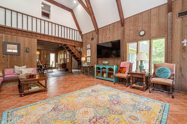 166 Glenridge Pkwy, El Dorado, AR 71730