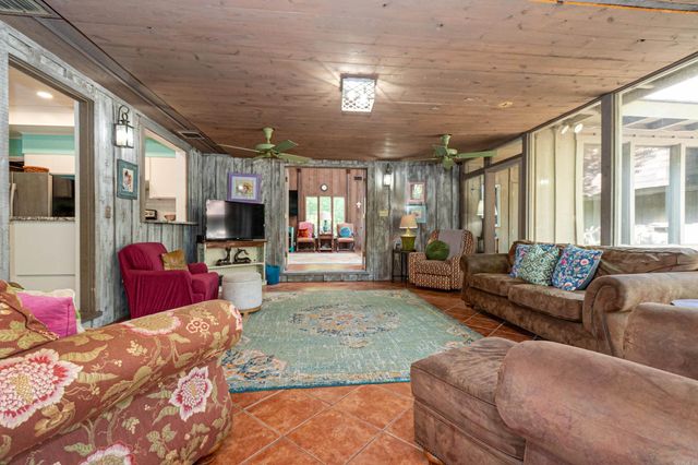166 Glenridge Pkwy, El Dorado, AR 71730