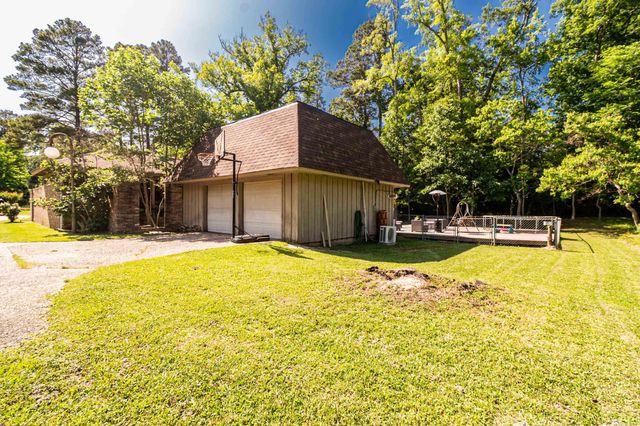 166 Glenridge Pkwy, El Dorado, AR 71730