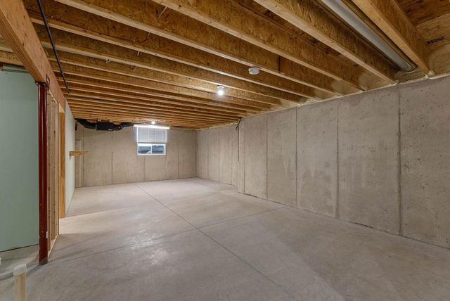 461 T-BIRD DRIVE, Fond Du Lac, WI 54935