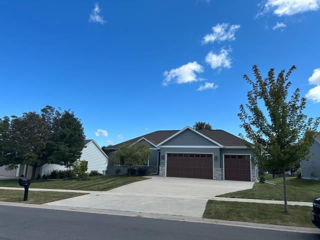 461 T-BIRD DRIVE, Fond Du Lac, WI 54935