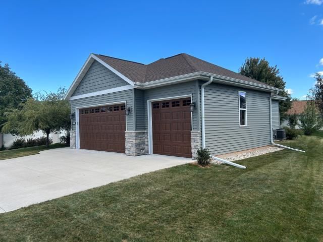 461 T-BIRD DRIVE, Fond Du Lac, WI 54935