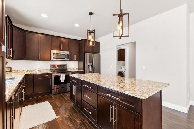 461 T-BIRD DRIVE, Fond Du Lac, WI 54935