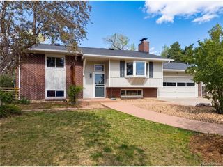 1539 S Van Gordon Ct, Lakewood, CO 80228