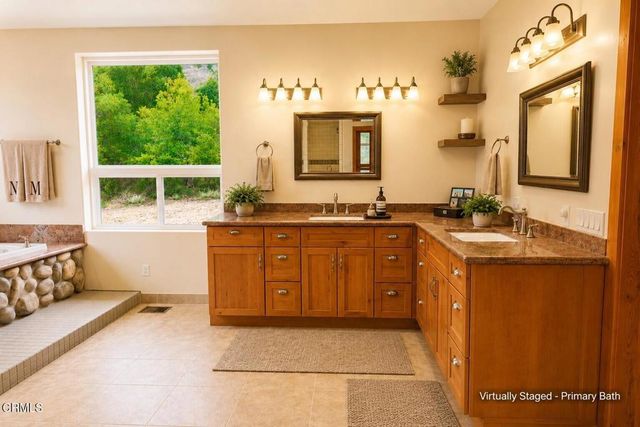 7477 Wheeler Canyon Road, Santa Paula, CA 93060