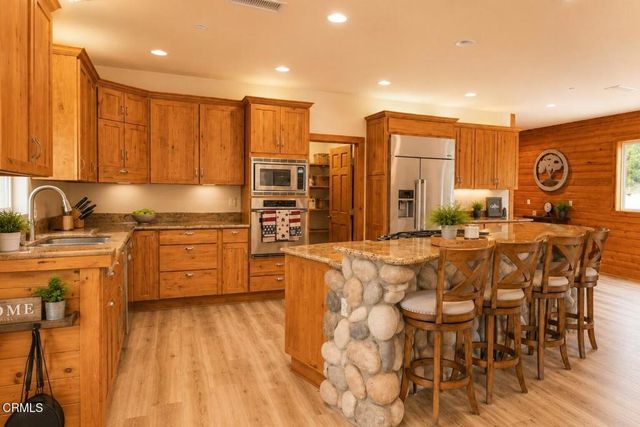 7477 Wheeler Canyon Road, Santa Paula, CA 93060