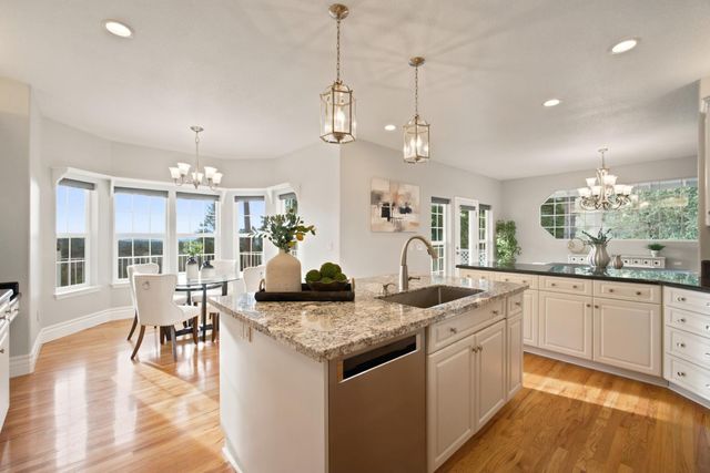 10460 Oak Canyon Dr, Penn Valley, CA 95946