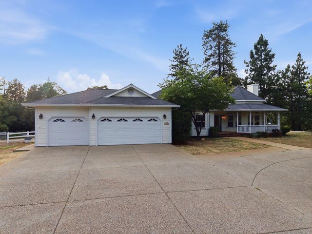 10460 Oak Canyon Dr, Penn Valley, CA 95946