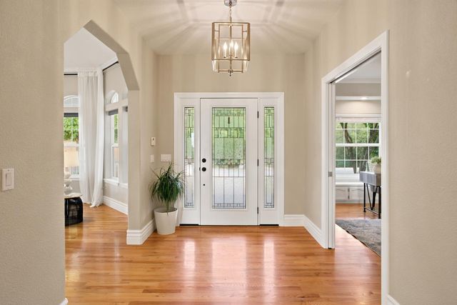 10460 Oak Canyon Dr, Penn Valley, CA 95946