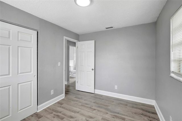 1615 E SITKA STREET, Tampa, FL 33604