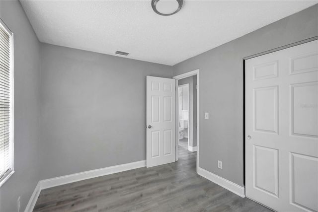 1615 E SITKA STREET, Tampa, FL 33604