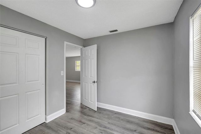 1615 E SITKA STREET, Tampa, FL 33604