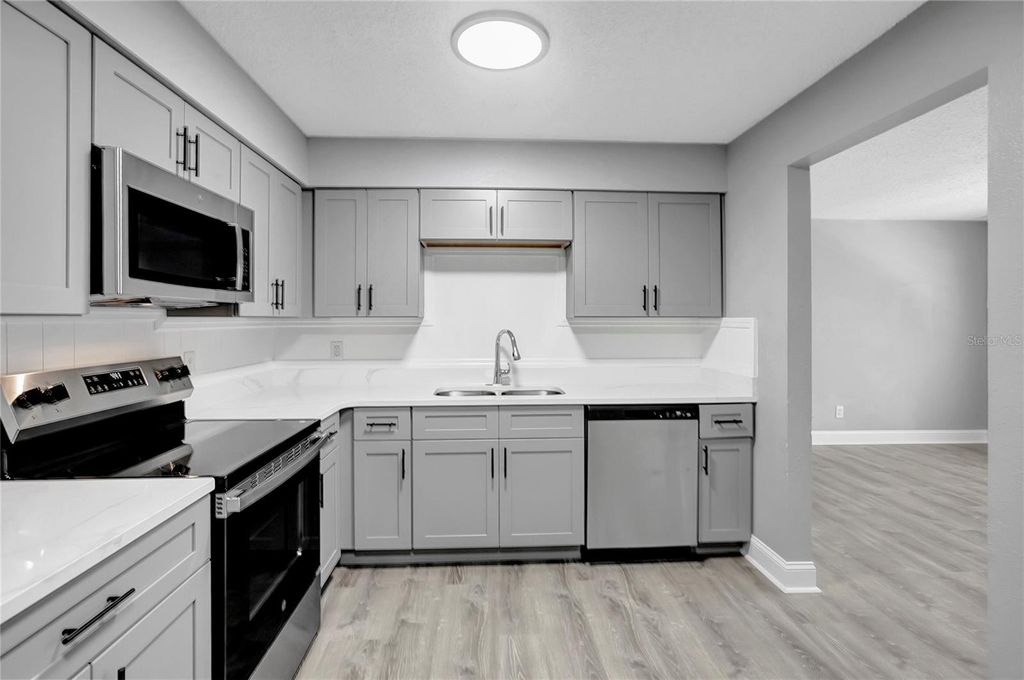 Image 13 of property listing at 1615 E SITKA STREET, Tampa, FL 33604