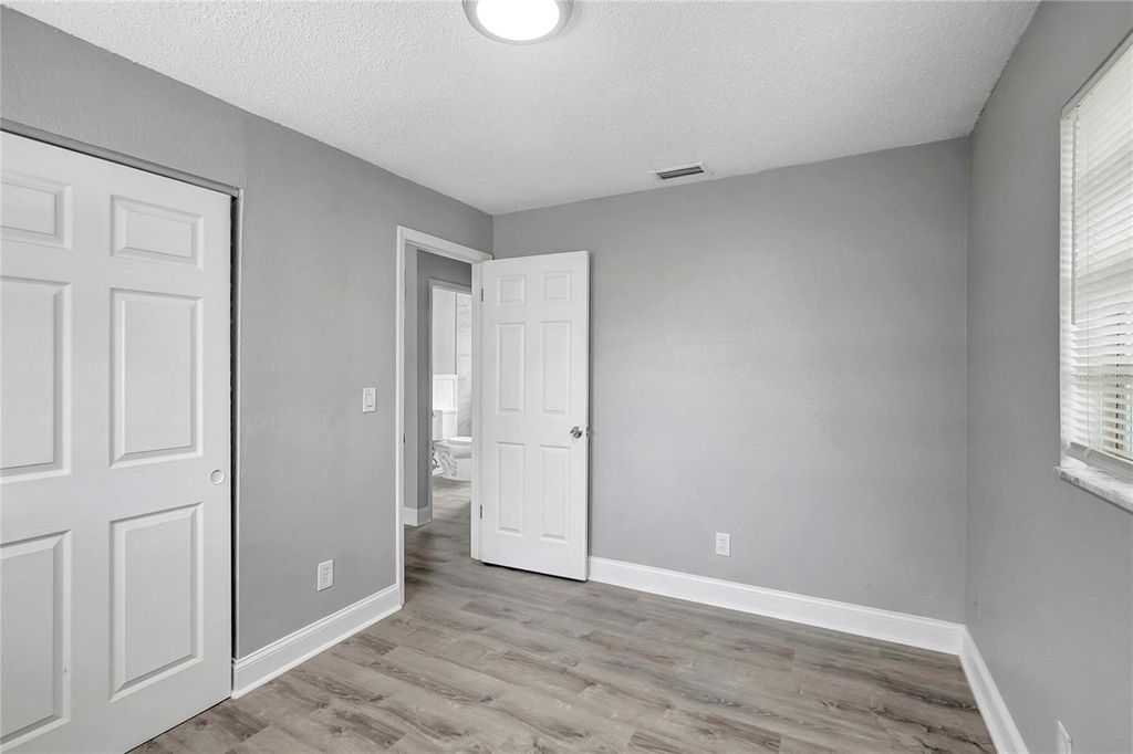 Image 22 of property listing at 1615 E SITKA STREET, Tampa, FL 33604