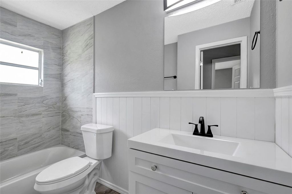 Image 26 of property listing at 1615 E SITKA STREET, Tampa, FL 33604
