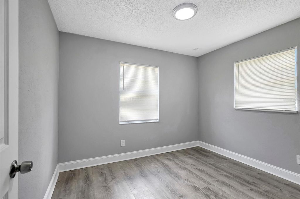 Image 28 of property listing at 1615 E SITKA STREET, Tampa, FL 33604
