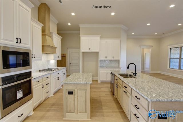 Cambridge - F Avondale Drive, Athens, AL 35613