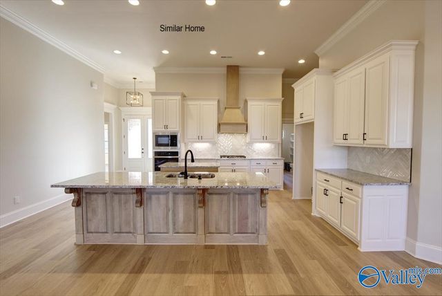 Cambridge - F Avondale Drive, Athens, AL 35613