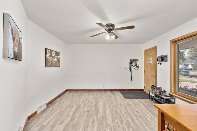 1703 Lloyd Avenue, Eau Claire, WI 54701