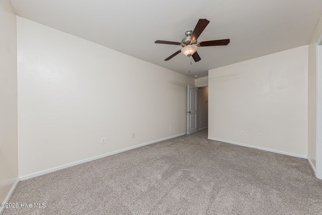 518 Oyster Rock Lane, Sneads Ferry, NC 28460