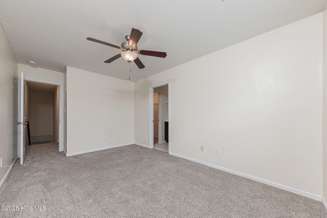 518 Oyster Rock Lane, Sneads Ferry, NC 28460