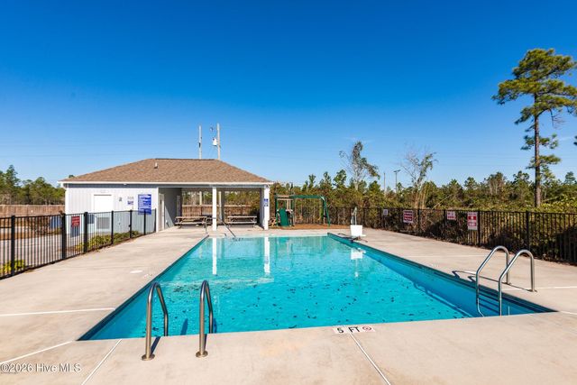 518 Oyster Rock Lane, Sneads Ferry, NC 28460