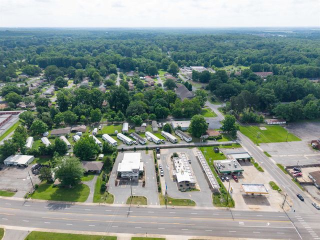 7802 Jacksonville Cutoff Road, Sherwood, AR 72120
