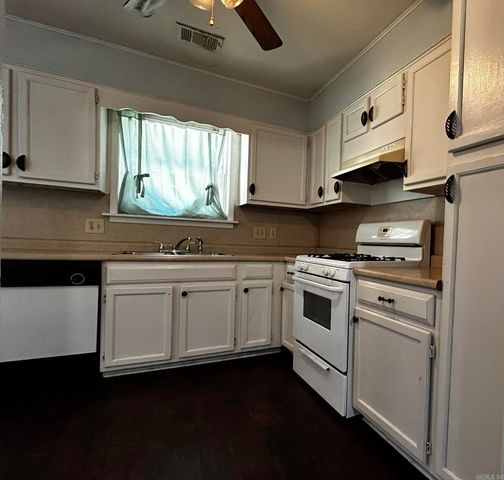 7802 Jacksonville Cutoff Road, Sherwood, AR 72120