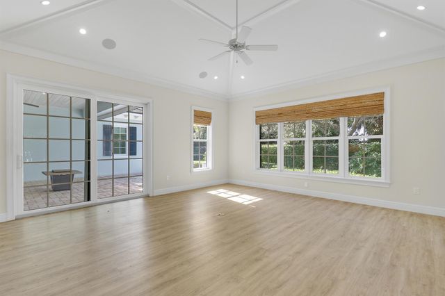 205 Coconut Creek Court, Indian River Shores, FL 32963