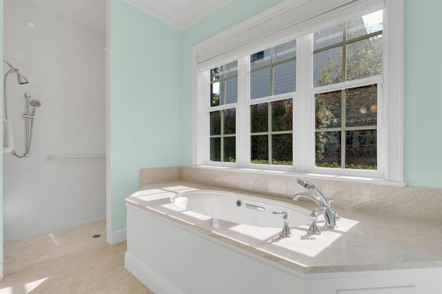 205 Coconut Creek Court, Indian River Shores, FL 32963