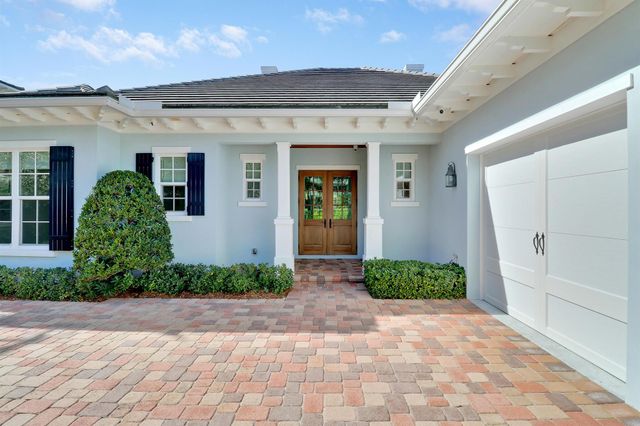 205 Coconut Creek Court, Indian River Shores, FL 32963