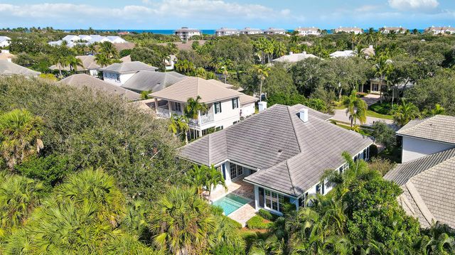 205 Coconut Creek Court, Indian River Shores, FL 32963