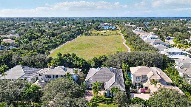 205 Coconut Creek Court, Indian River Shores, FL 32963