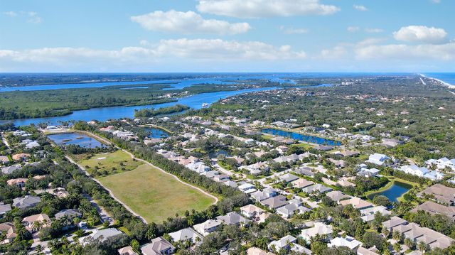 205 Coconut Creek Court, Indian River Shores, FL 32963