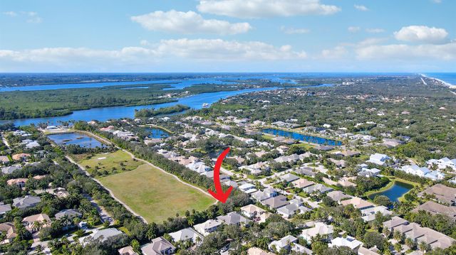 205 Coconut Creek Court, Indian River Shores, FL 32963