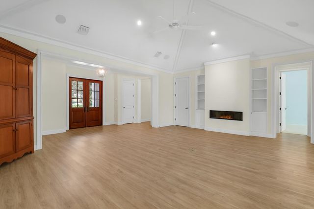 205 Coconut Creek Court, Indian River Shores, FL 32963